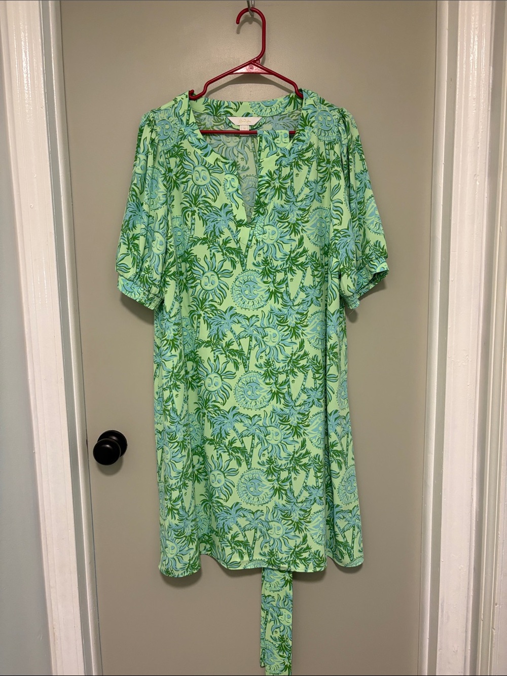 NWOT Lily Pulitzer Olivine short sleeve dress. Size 16